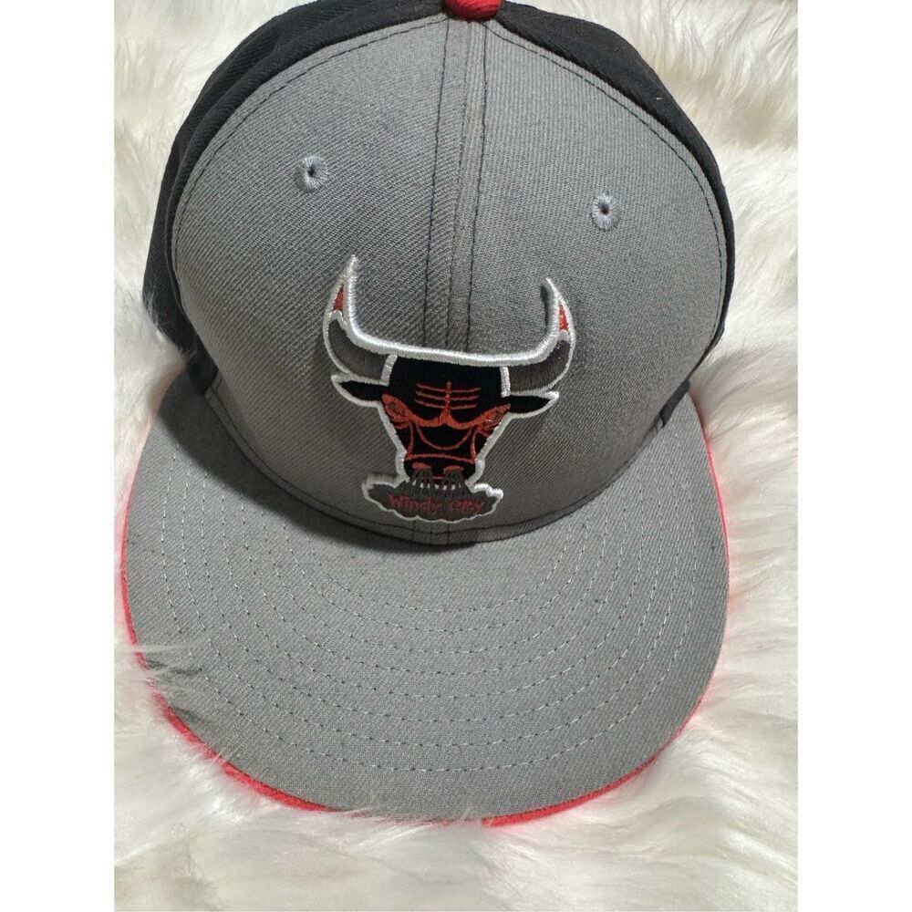 NE x NBA chicago bulls 2 tone SnapBack adjustable hat